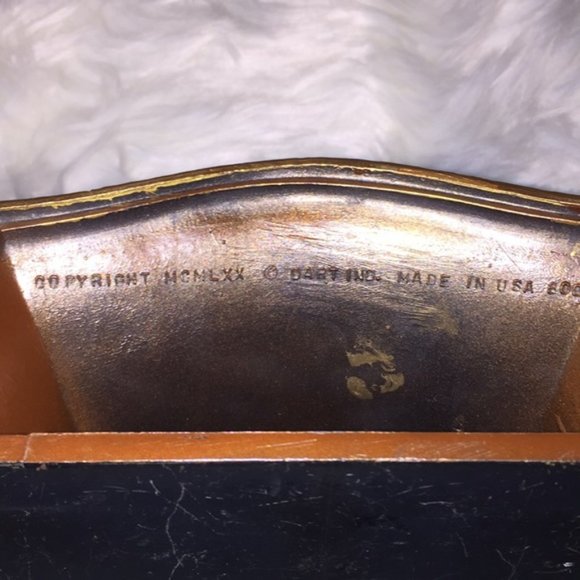 Vintage Bronze Copper Neoclassical Scrolled Embossed Filigree Wall Pocket - Picture 8 of 8